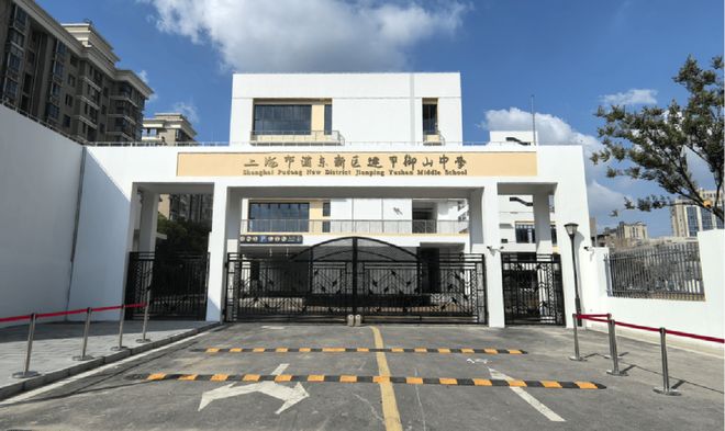 启售楼处发布：中环汇云启房价引发关注pg电子中国网站浦东御桥港城中环汇云(图7)